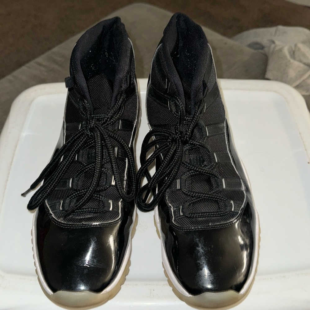 Men’s used Jordan’s size 11